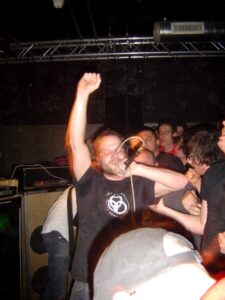 Shikari (© Marcel van Schooten)