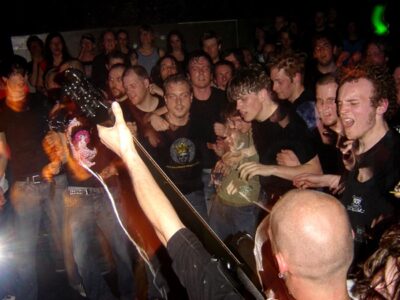 Shikari (© Marcel van Schooten)