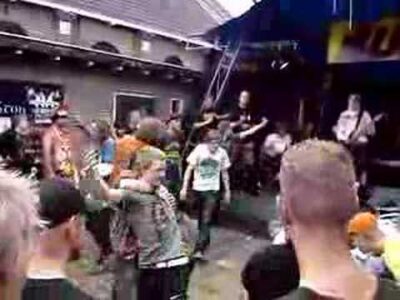 trashfest 2008 open mosh contest 3/5